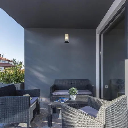 Apartmán Monika With Private Pool In Porec *
